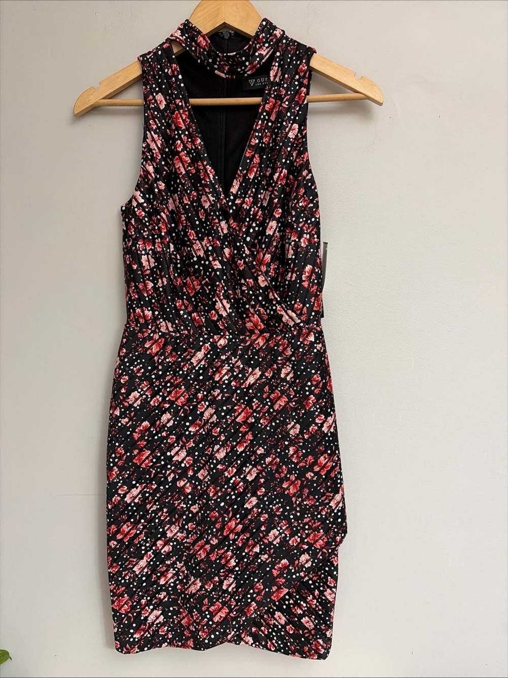 Guess new!Red Floral Sleeveless Sheath Dress size 4